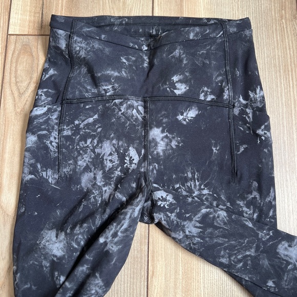 Lululemon Swift Speed High-Rise Tight 28" - Picture 6 of 13